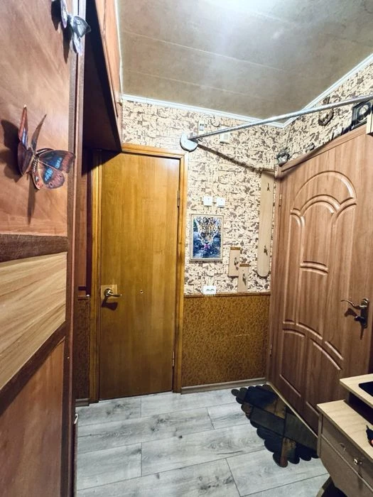 Продаж однокімнатної квартири з меблями і технікою!