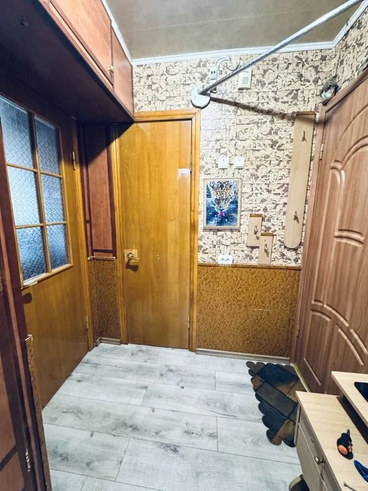 Продаж однокімнатної квартири з меблями і технікою!