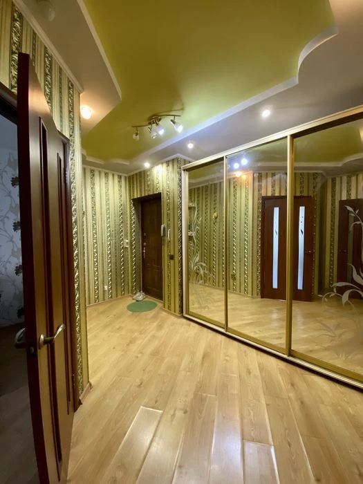 OWNER!! Residential complex Yantarny Shopping Center Ukraine