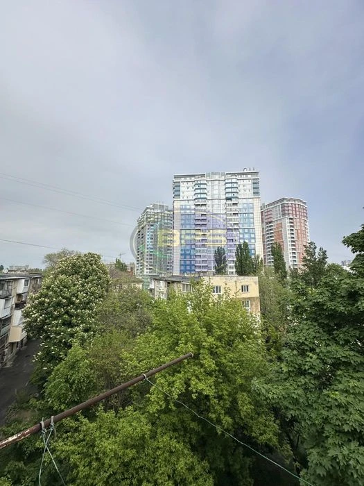 Терміновий продаж! 3 кімнати, квартира на Фонтані, Лесі Укра