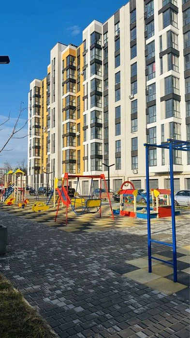 Продам гараж в центрі міста в ЖК Рідний Дім  Байди Вишневець