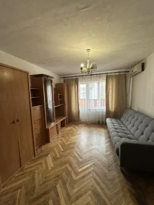Здам в оренду 1-кімнатну квартиру на вул. Райдужній, 2Б. Мас