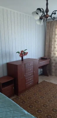 Сдам в Дарницком районе однокомнатную ул. Санаторная, 18