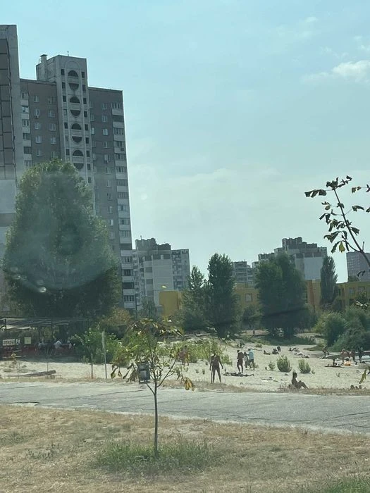 Оренда 2 к Харківський Ревуцького 4 Дарницький метро 15 хв а