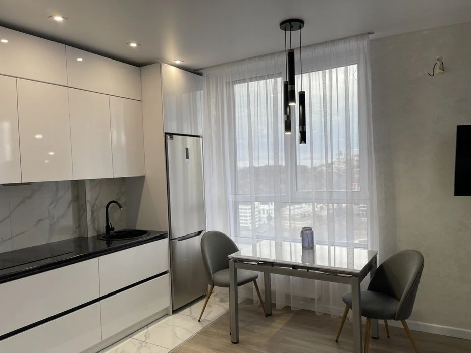 Довгострокова оренда 1-к квартири жк PODIL PLAZA & RESIDENCE