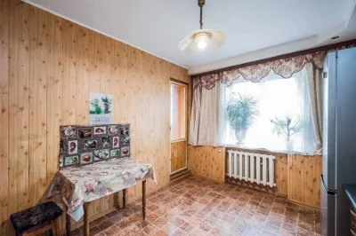 * Затишна 3-кімнатна квартира по вул. Рахманінова, 30/13