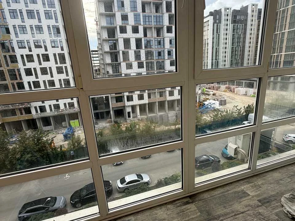 Квартира. Київ, Академіка Лебедєва вул.