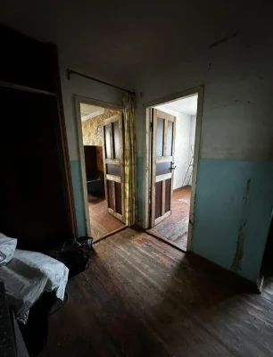 г Днепр.Торг.Продам 3к,кв ул Зимовых походов (ул бывш Молодо