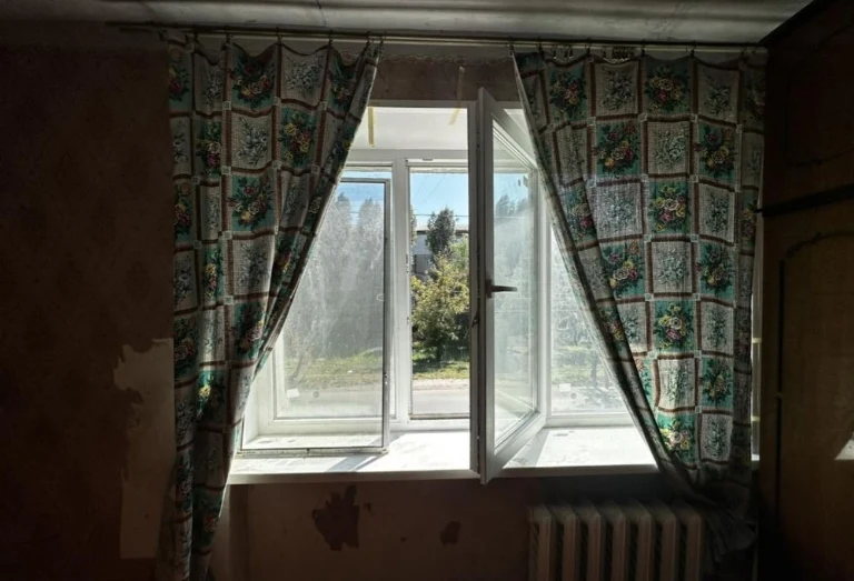 г Днепр.Торг.Продам 3к,кв ул Зимовых походов (ул бывш Молодо