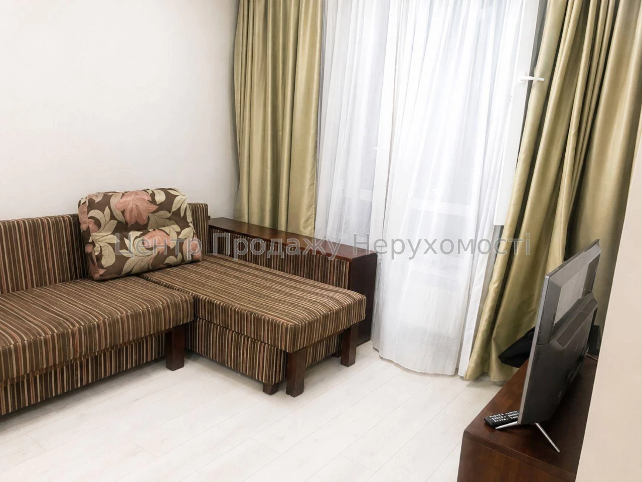 Продаж 1-кімн. квартири, 8/9 пов, 34. 5 м², ЖК Район 2, Київ