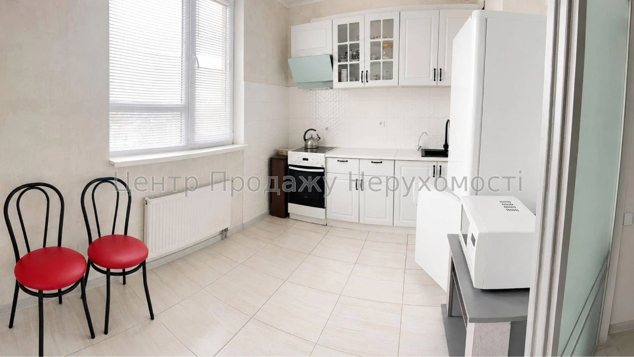 Продаж 1-кімн. квартири, 8/9 пов, 34. 5 м², ЖК Район 2, Київ