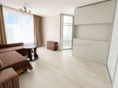 Продаж 1-кімн. квартири, 8/9 пов, 34. 5 м², ЖК Район 2, Київ