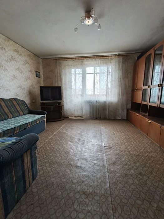 Продаж 4-кімнатної квартири в районі Київського майдану.