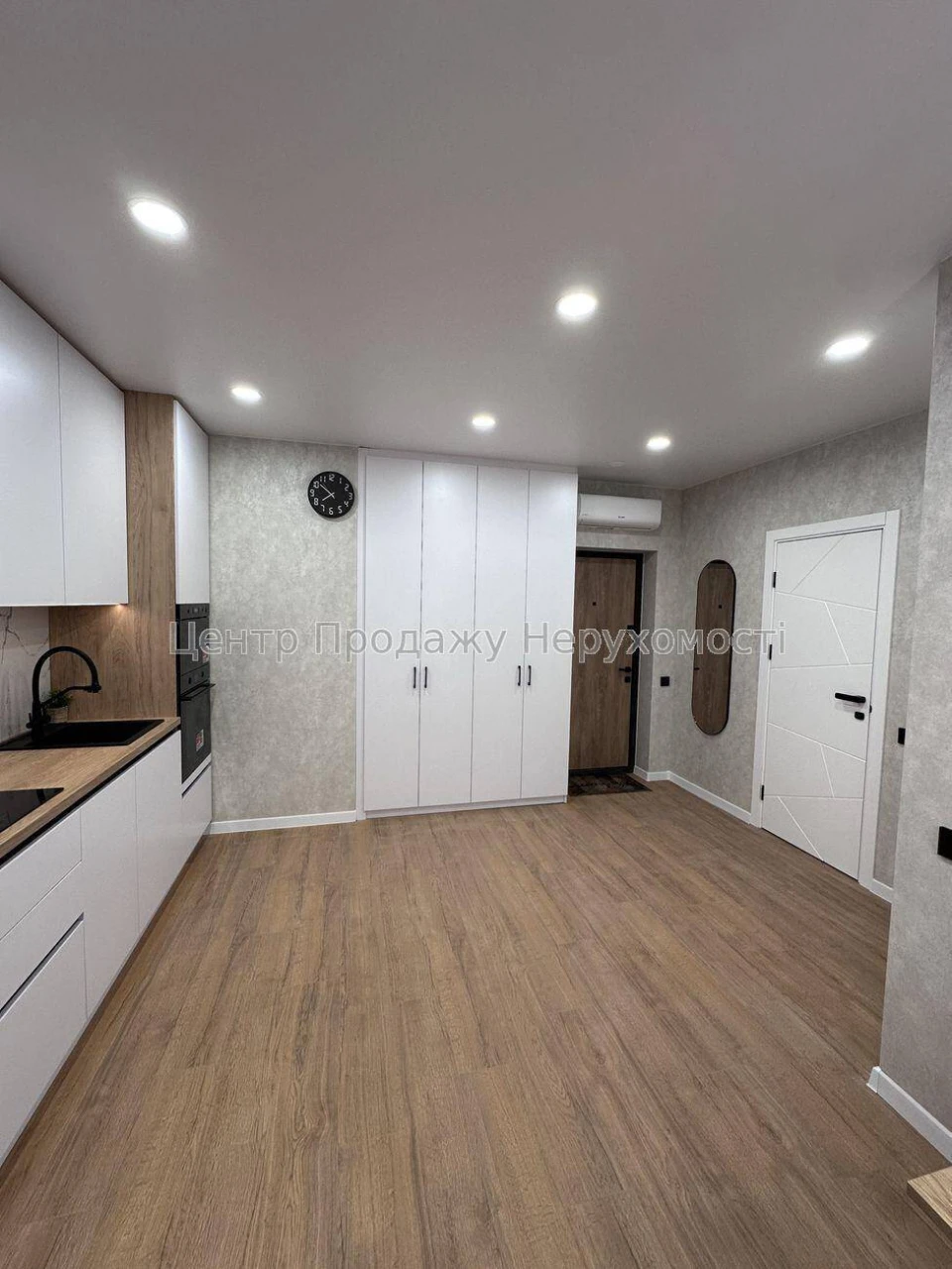 Продаж 1-кімн. квартири, 43 м², ЖК Варшавський 3, Київ