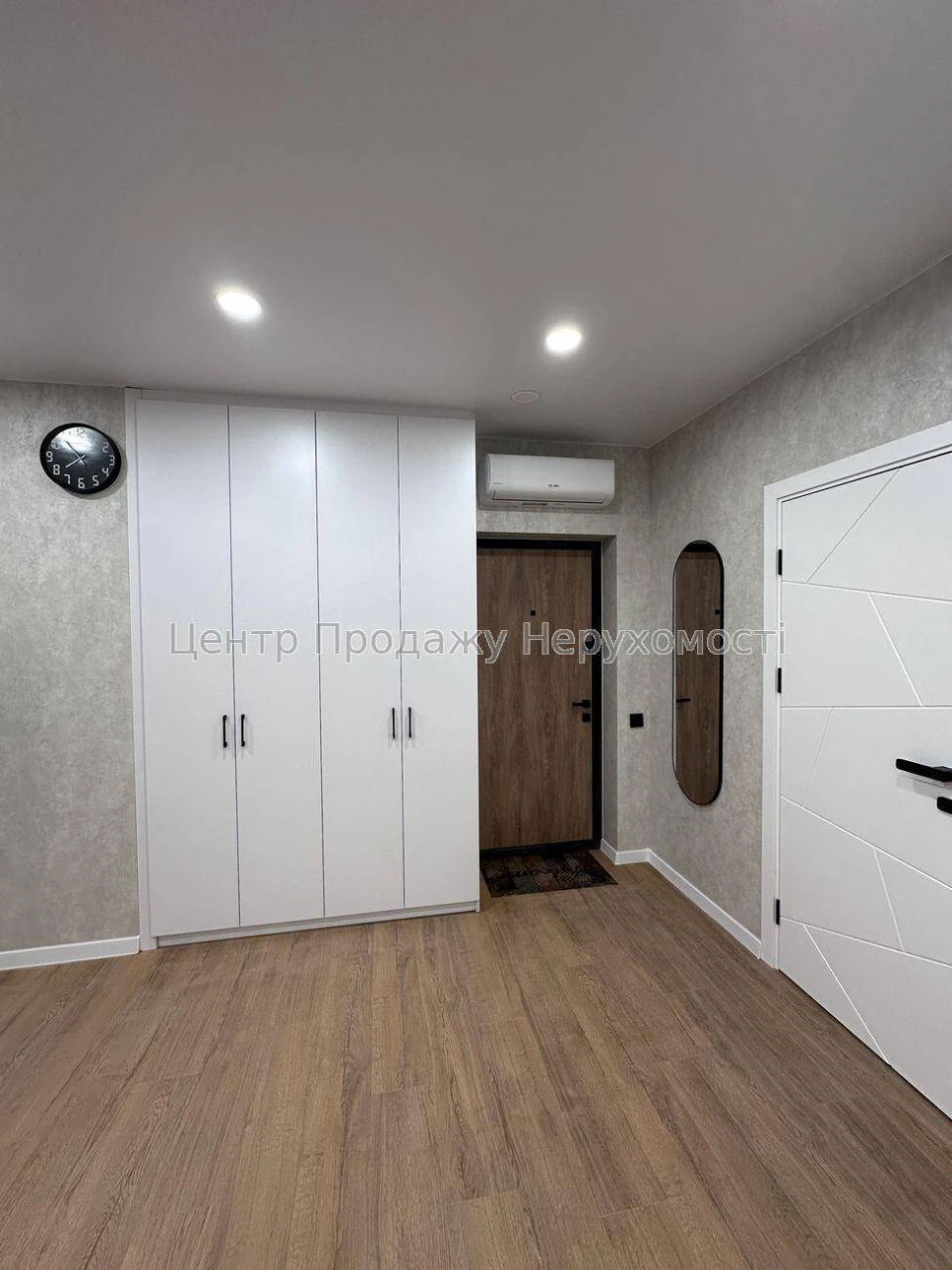 Продаж 1-кімн. квартири, 43 м², ЖК Варшавський 3, Київ