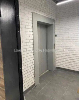 Продаж 3-кімн. квартири у Києві, 80 м², 16/17 поверх