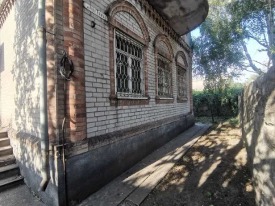 Продаж!! Великий будинок 348 м² із терасою та видом на місто