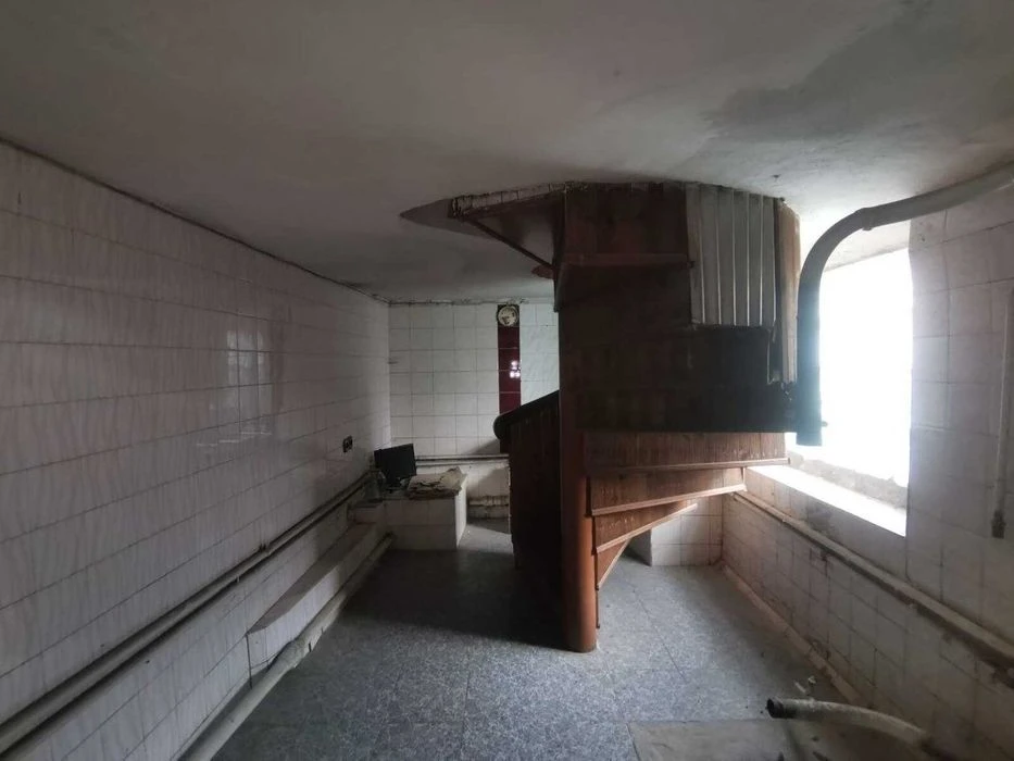 Продаж!! Великий будинок 348 м² із терасою та видом на місто