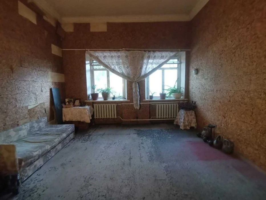Продаж!! Великий будинок 348 м² із терасою та видом на місто