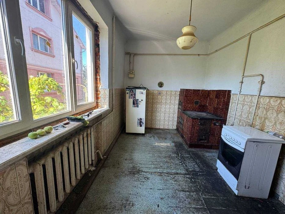 Продається півособняк у с. Опришівці по вул. Зразкова (11)