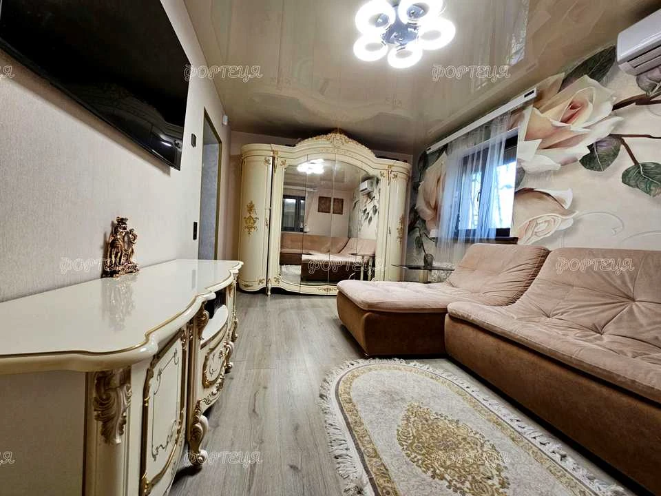 Будинок. Дніпро, Далека вул.