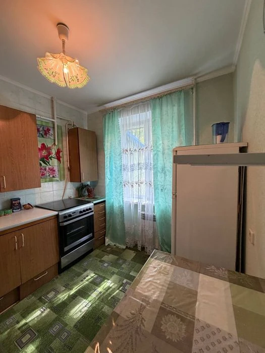 Продам 2 кімнату квартиру
