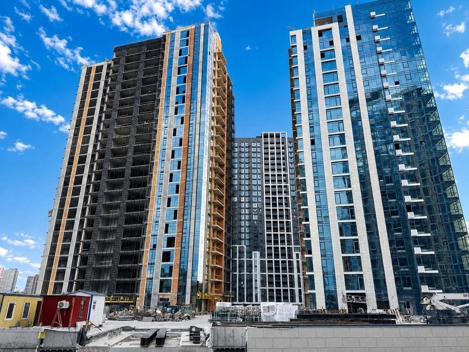 БЕЗ КОМІСІЇ!Продаж 2-КІМНАТНОЇ КВАРТИРИ | 70,8 м² | 8 Поверх
