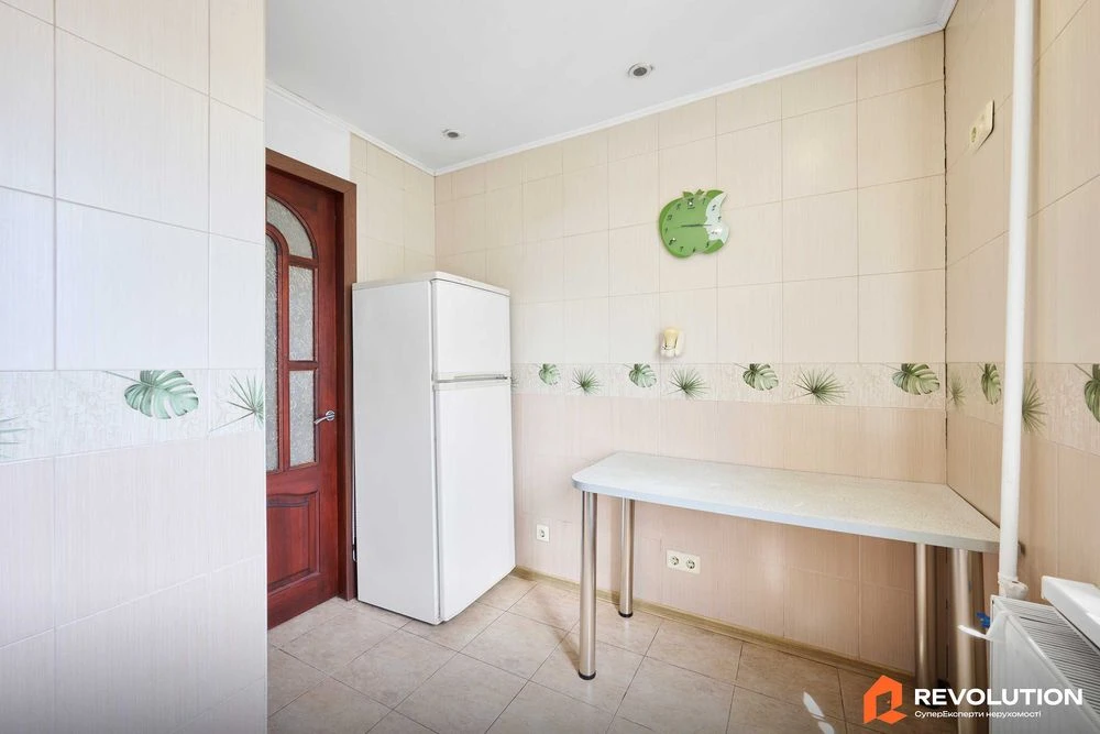 Без комісії. Продаж 1к квартири 27.8м2, просп. Миколи Бажана