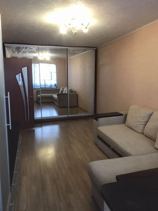 Продам 1к квартиру на Тополе-3 возле Терры