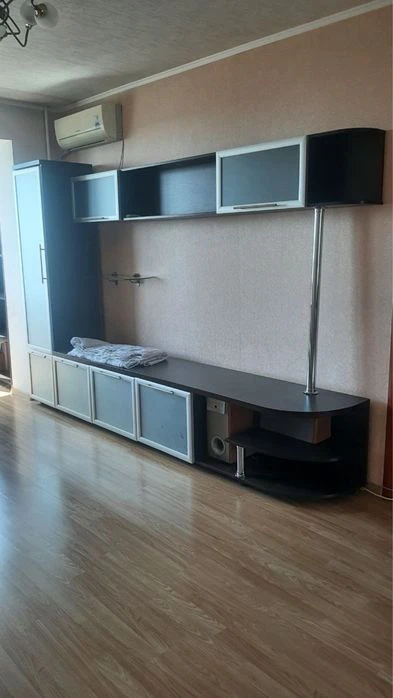 Продам 1к квартиру на Тополе-3 возле Терры