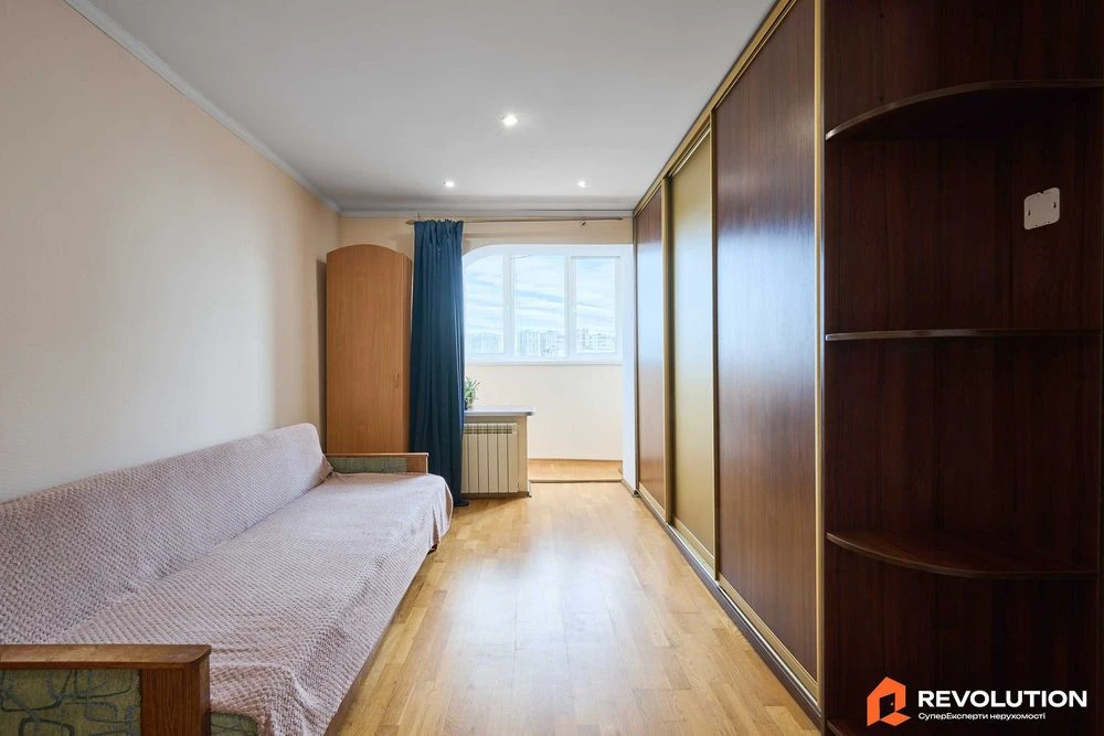 Без комісії. Продаж 1к квартири 27.8м2, просп. Миколи Бажана