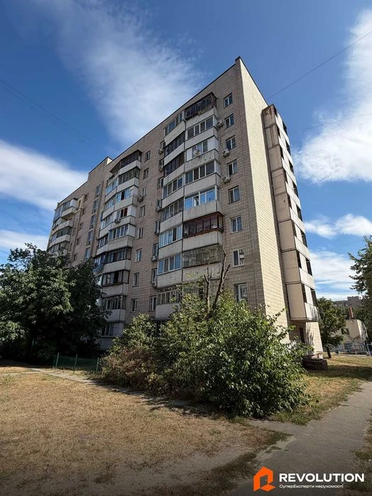 Без комісії. Продаж 1к квартири 27.8м2, просп. Миколи Бажана