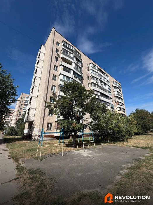 Без комісії. Продаж 1к квартири 27.8м2, просп. Миколи Бажана