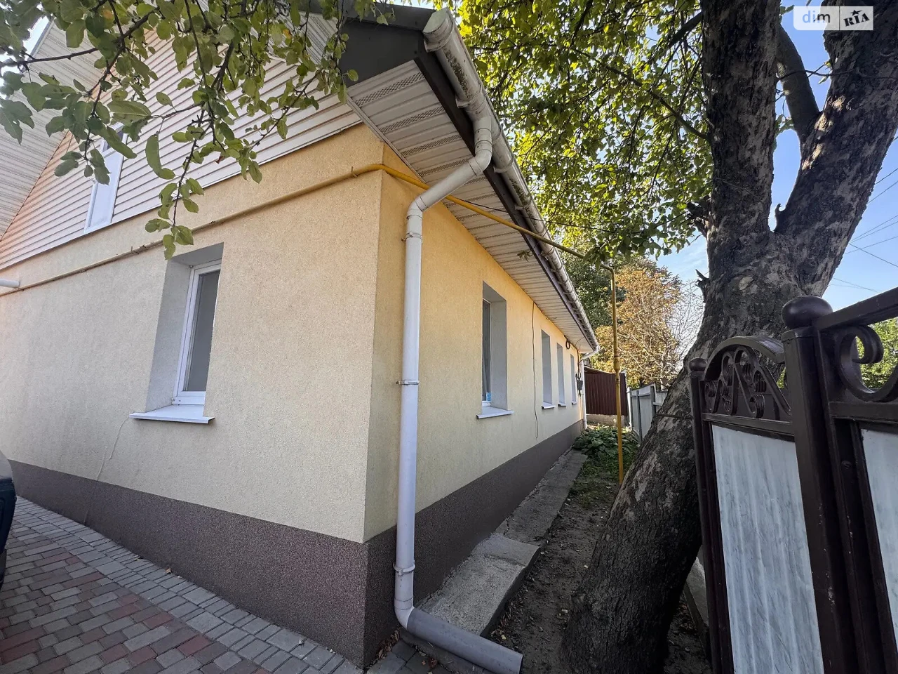Продаж Дім