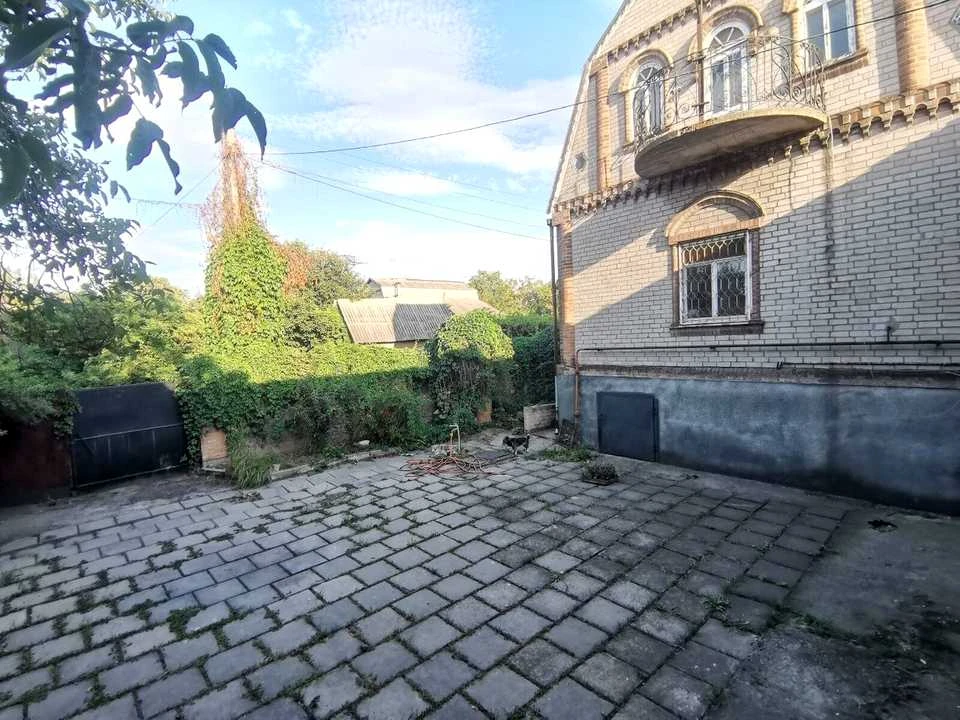 Будинок. Запоріжжя, чавунна вул.