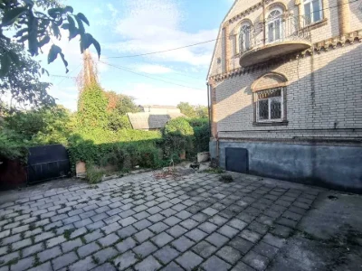 Будинок. Запоріжжя, чавунна вул.