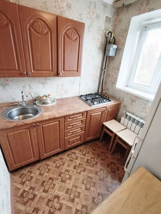 Продам 1к.квартиру вул.Революції гідності ( Супруна)