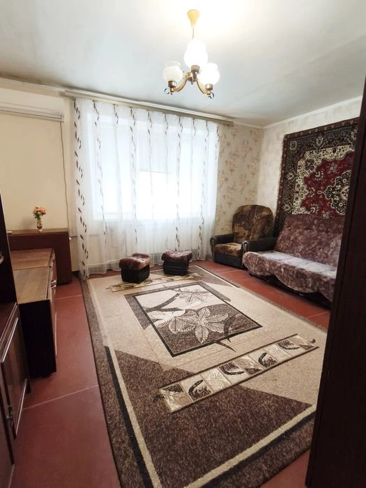 Продам 1к.квартиру вул.Революції гідності ( Супруна)