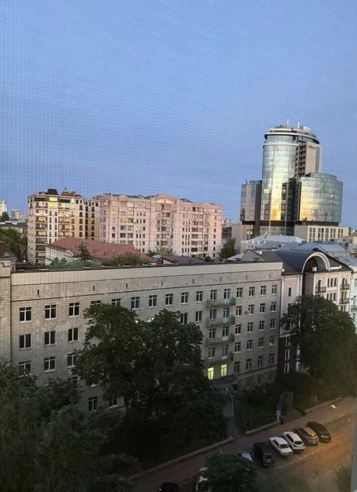 Центр Продам 2к квартиру новый ремон Богдана Хмельницкого ун