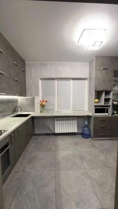 Продам БУДИНОК У ОЗЕРА, Держпрограми! Євроремонт та меблі -