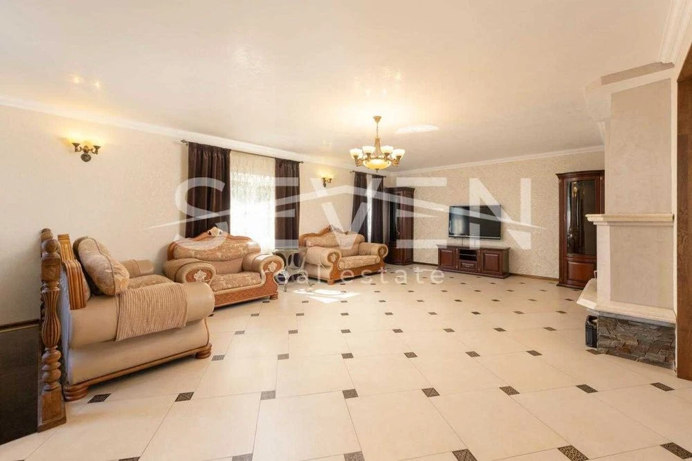 Продаж будинок 200 м2 з підвалом, ділянка 5 соток, Осокорки,