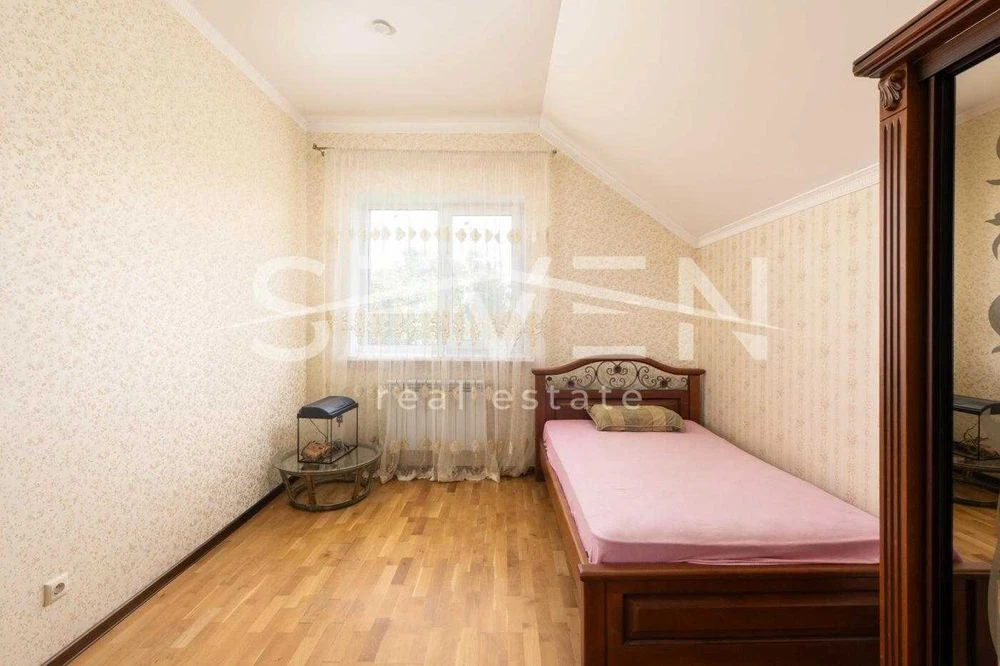 Продаж будинок 200 м2 з підвалом, ділянка 5 соток, Осокорки,