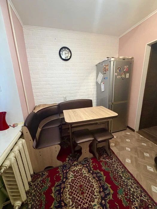 Продаж 2 кімнатної квартири ПТЗ, вул.Театральна, гарний стан