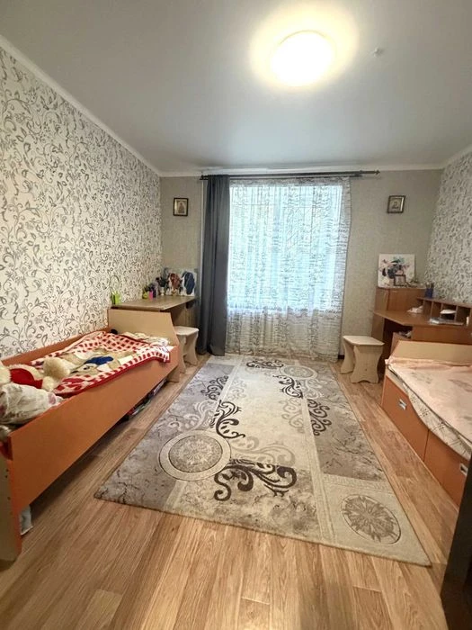 Продаж 2 кімнатної квартири ПТЗ, вул.Театральна, гарний стан