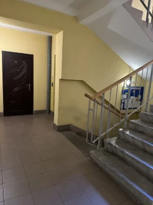 Продам крупногабаритную 3 к.квартиру в центре, 81,5 м. в ЖК