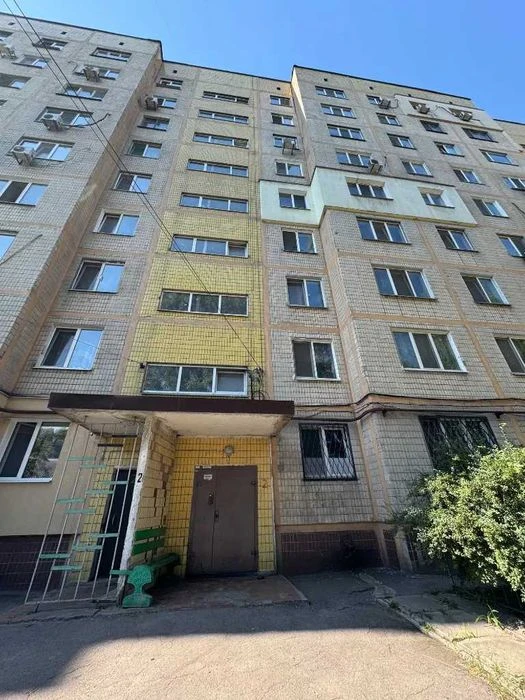 Продаж 3к квартири вул. Івана Нечуя-Левицького (Каруни), ТЦ