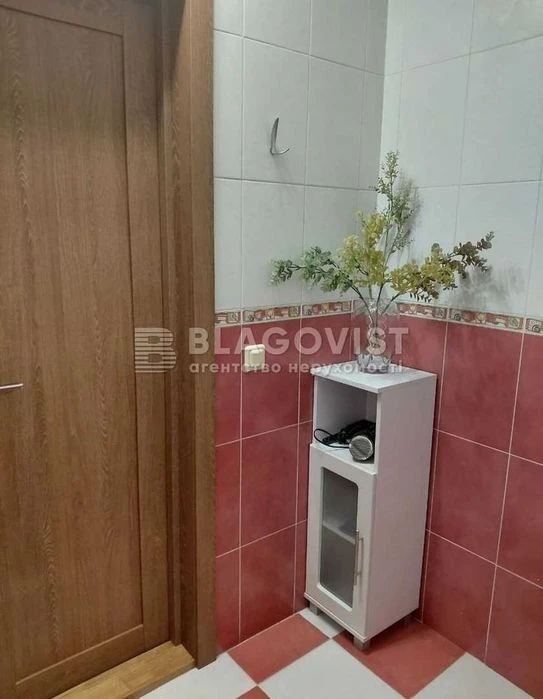 Продаж 3к квартири Лазаревського Мініна Соцмістечко Дарниця