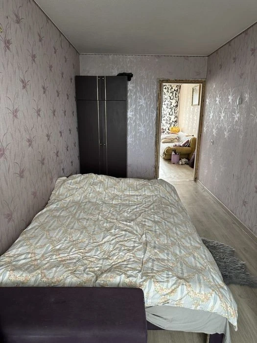 Продам 3к квартира вул Кіото 5 метро Чернігівська пішки 5хв!