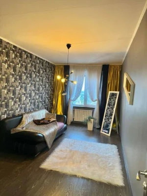 Квартира з ремонтом , площею 95,3 м.кв, право власності