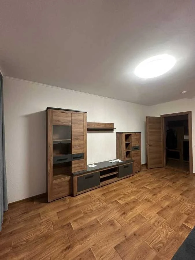 Продаж 2-кімнатної квартири 72.2 м², Коноплянська вул., 22Б
